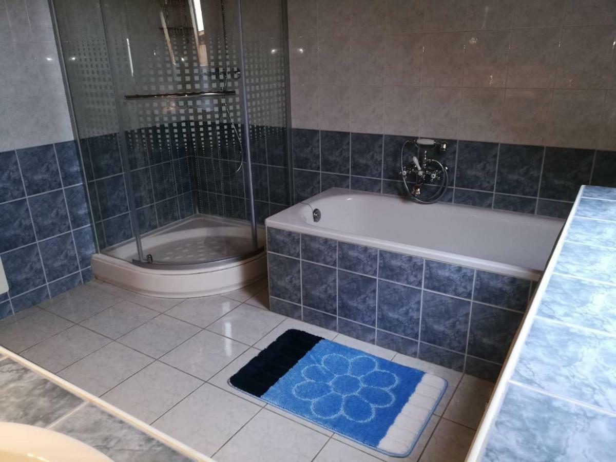 Ferienwohnung Sara Vendeghaz Balatonkeresztúr Exterior foto